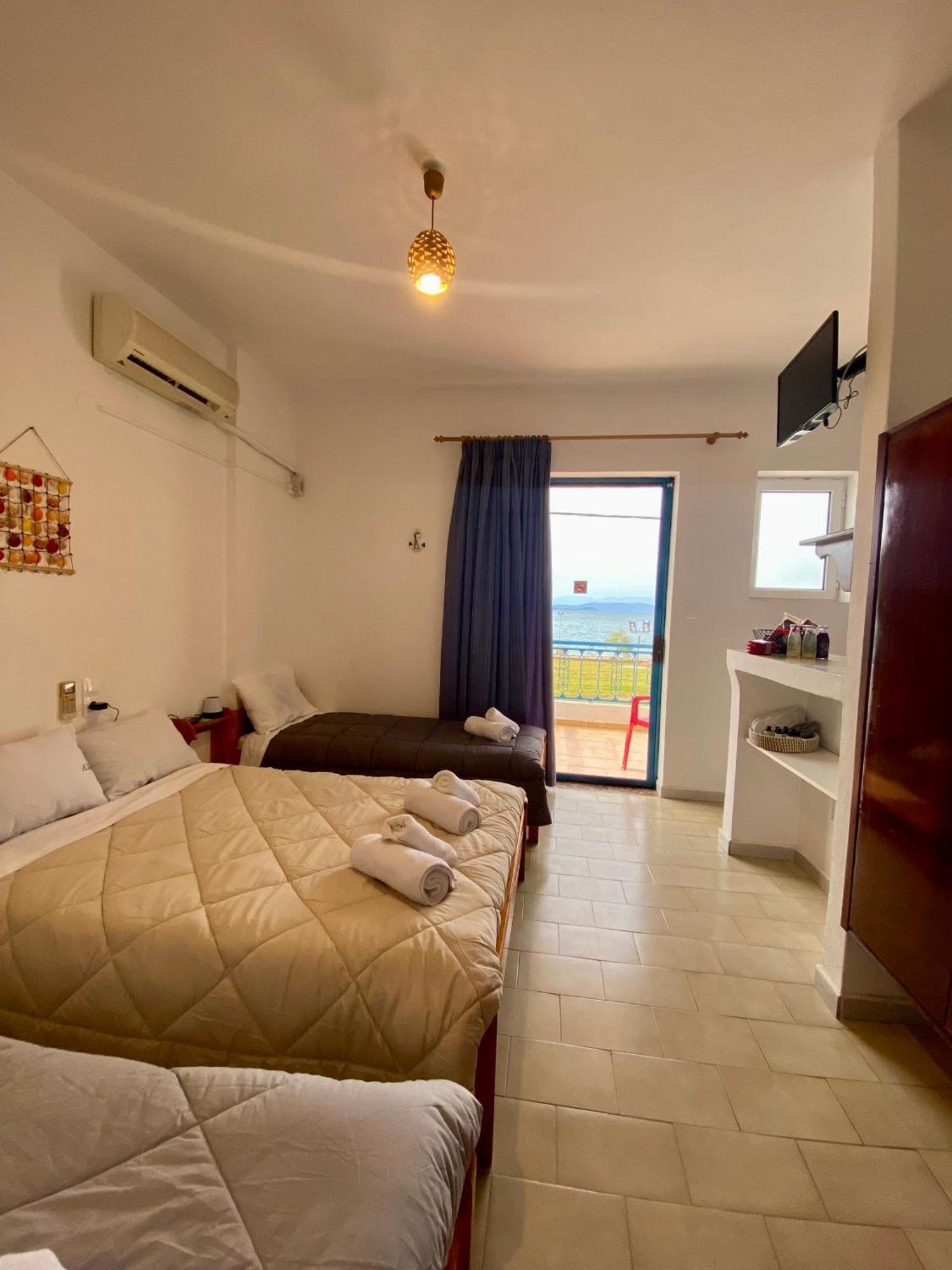 Alexandra Studios Neos Pirgos Bagian luar foto