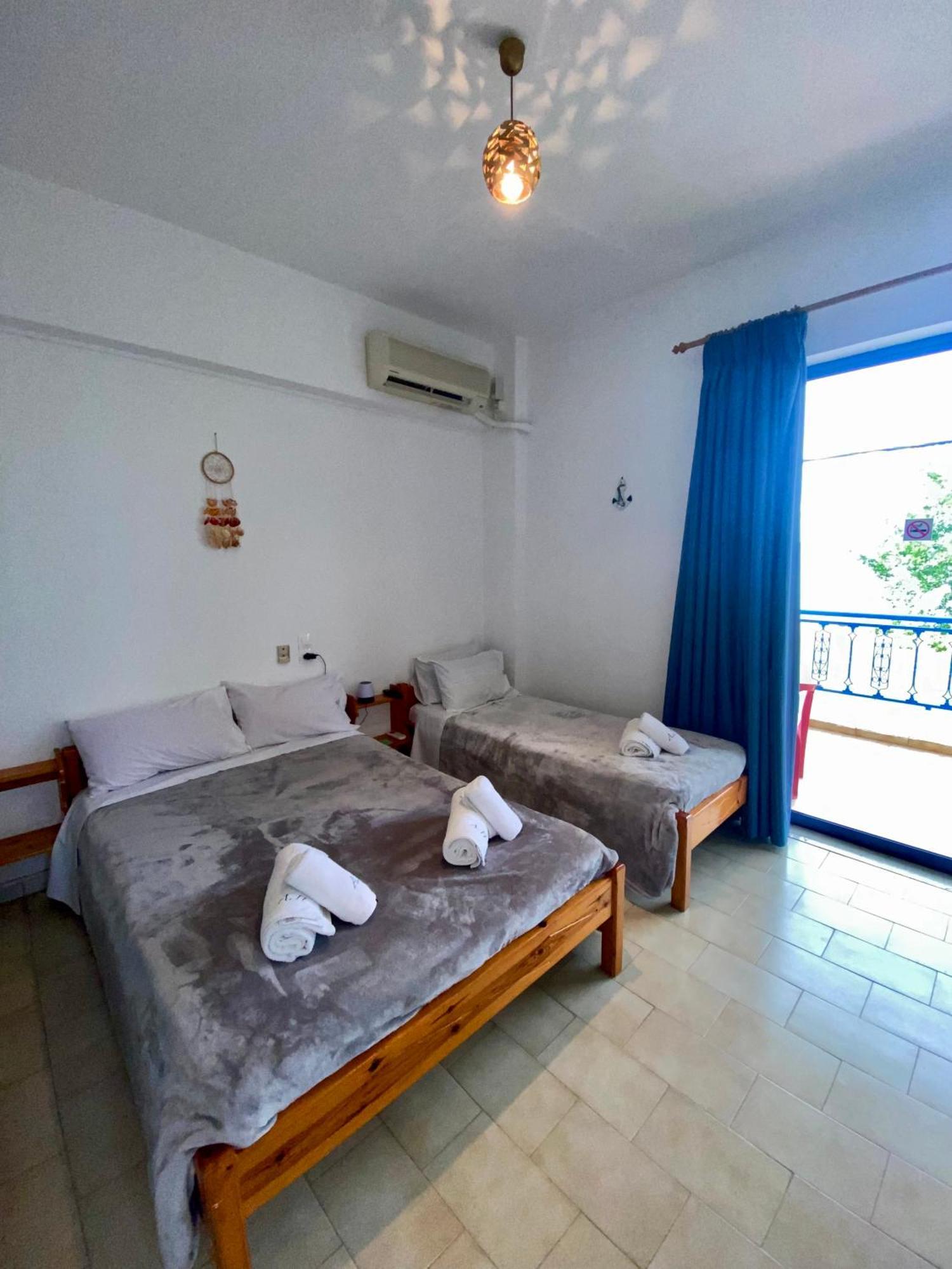 Alexandra Studios Neos Pirgos Bagian luar foto